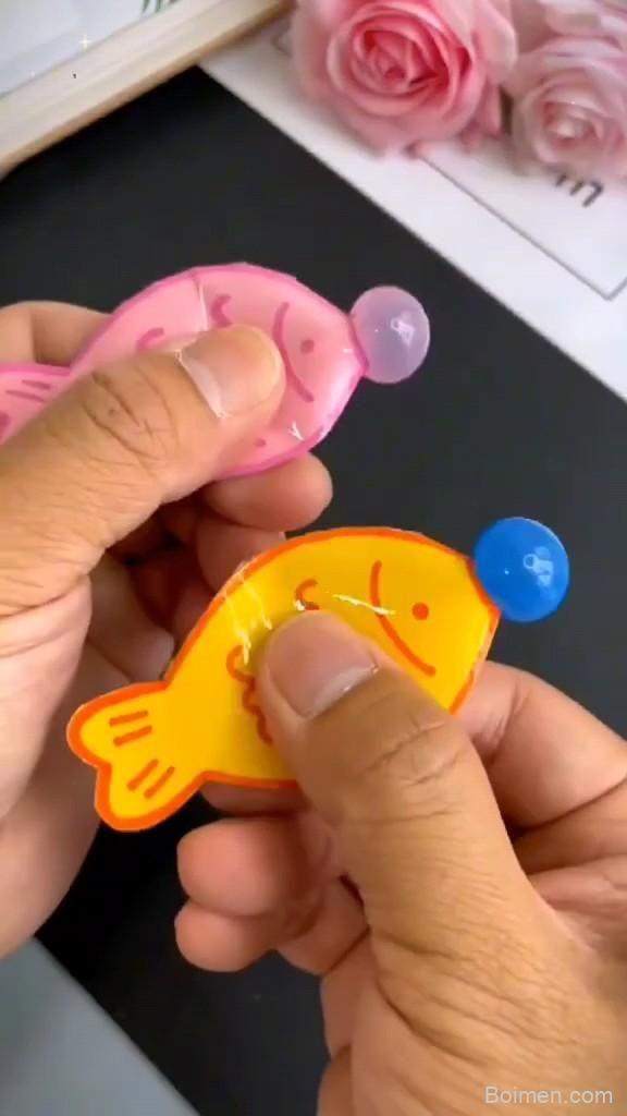 balloon blowing fish