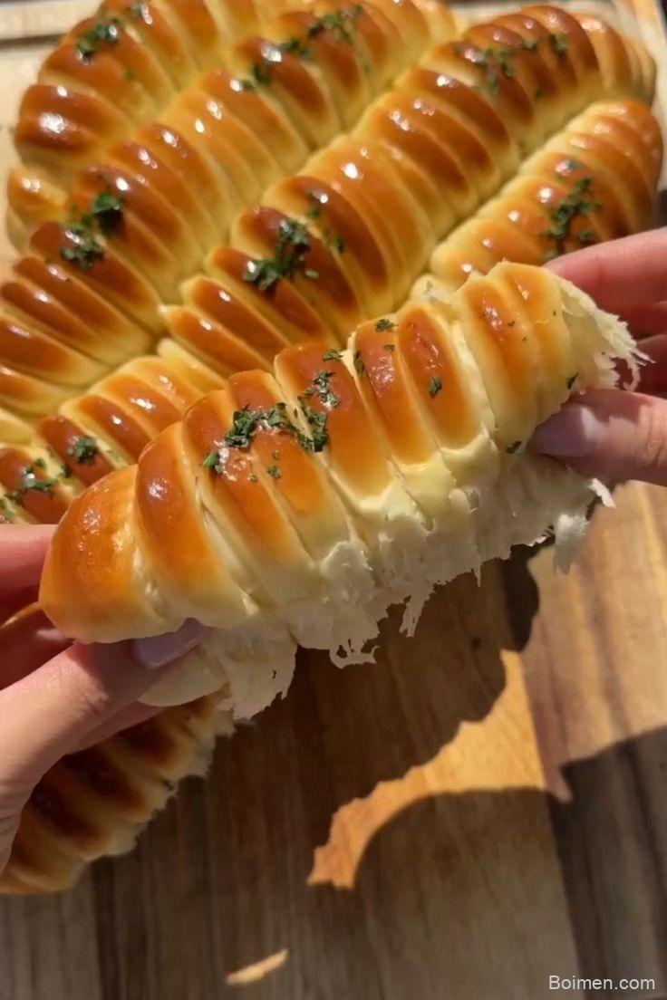 mozzarella stuffed bread
