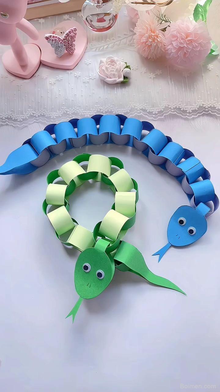 paper chain snake toy